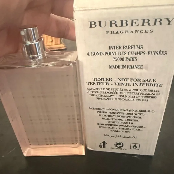 Burberry Fragrance in Soft Pink Bottle - Picture 2 of 4